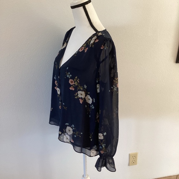 JOIE Floral-Silk Top NWT - Picture 4 of 11